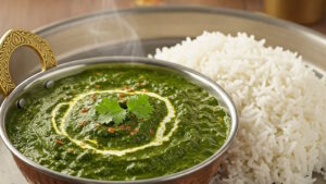 Indisches Spinat Curry mit Reis
